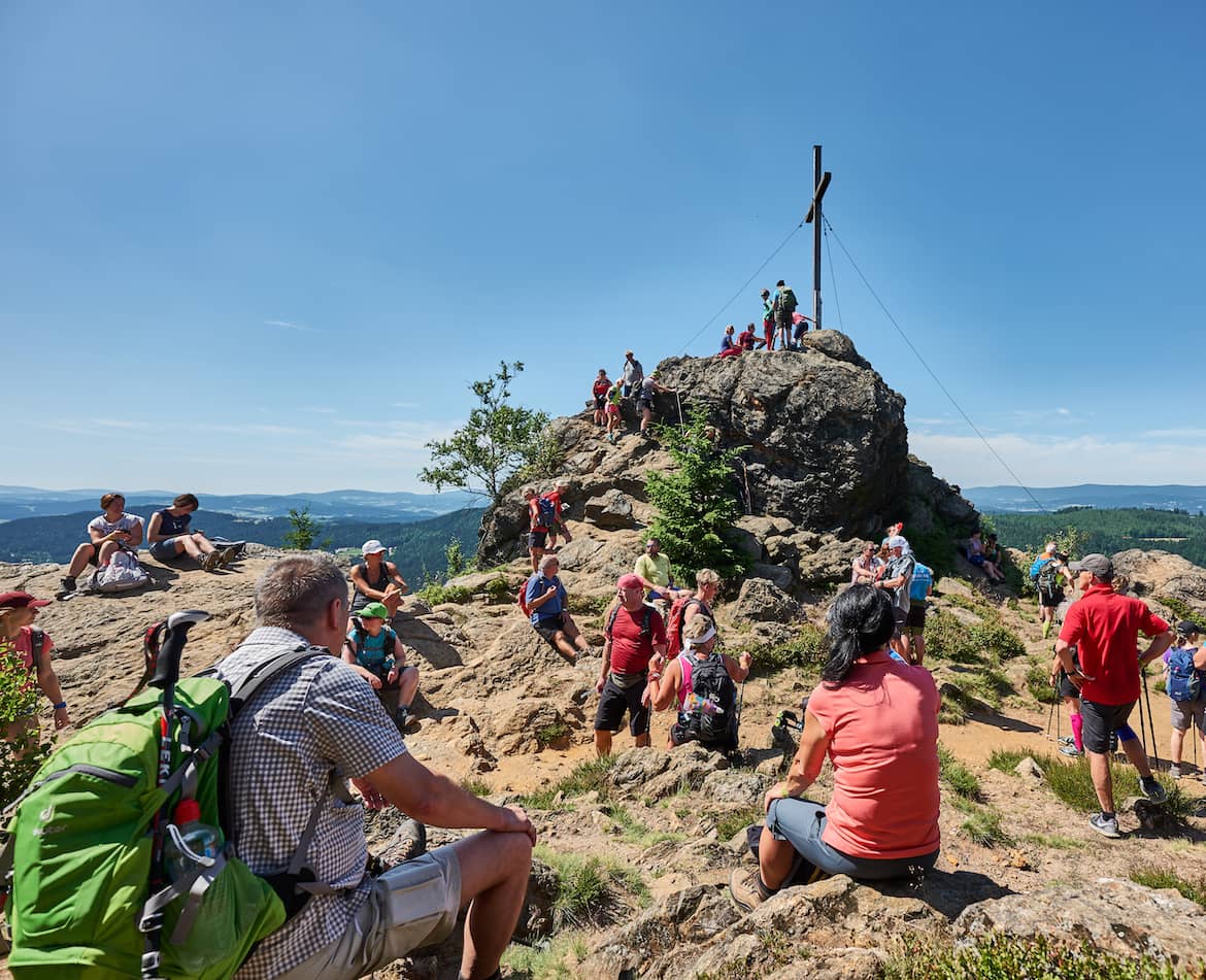 Gipfelerlebnis im Familienurlaub im Bayerischen Wald